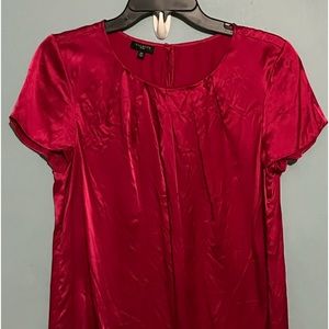 SELLING TALBOT TOP COLOR RED SIZE 10P SHORT SLEEVE CONDITION:PRE-OWNED
